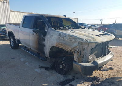 2020 Chevrolet Silverado 2500hd 4wd  Standard Bed Lt, daño Engine Burn, Iaai lote 45208657