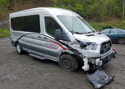 2018 Ford Transit T-350, daño Frontal, Copart lote 52128066, foto 4 de 15