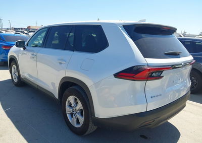 2025 Toyota Grand Highlander Hybrid Le, Rear damage, Iaai lot 45397526, photo 3 of 16