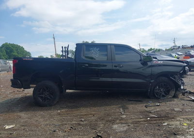 2022 Chevrolet Silverado 1500 4wd  Short Bed Lt Trail Boss, daño Frontal, Iaai lote 45048668, foto 13 de 16
