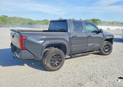 2024 Toyota Tacoma Sr5, daño Frontal, Copart lote 49267796, foto 3 de 12
