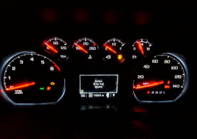 2021 Chevrolet Silverado K1500 Trail Boss Custom, daño Frontal, Copart lote 48280326, foto 9 de 14