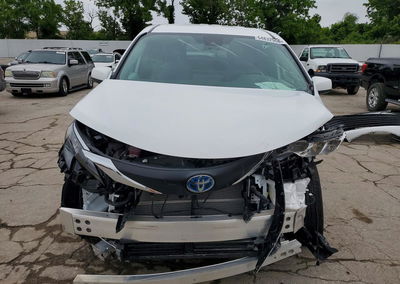 2025 Toyota Sienna Le, uszkodzenie: Przód, Copart lot 54832966, zdjęcie 5 z 14