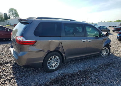 2017 Toyota Sienna Xle Premium 8-passenger, Front End damage, Copart lot 55233296, photo 3 of 13