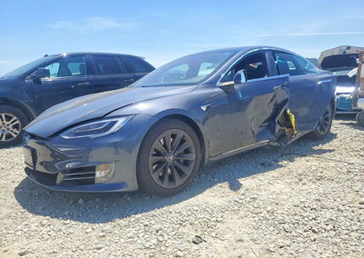 2019 Tesla Model S, daño Lateral, Copart lote 56632486