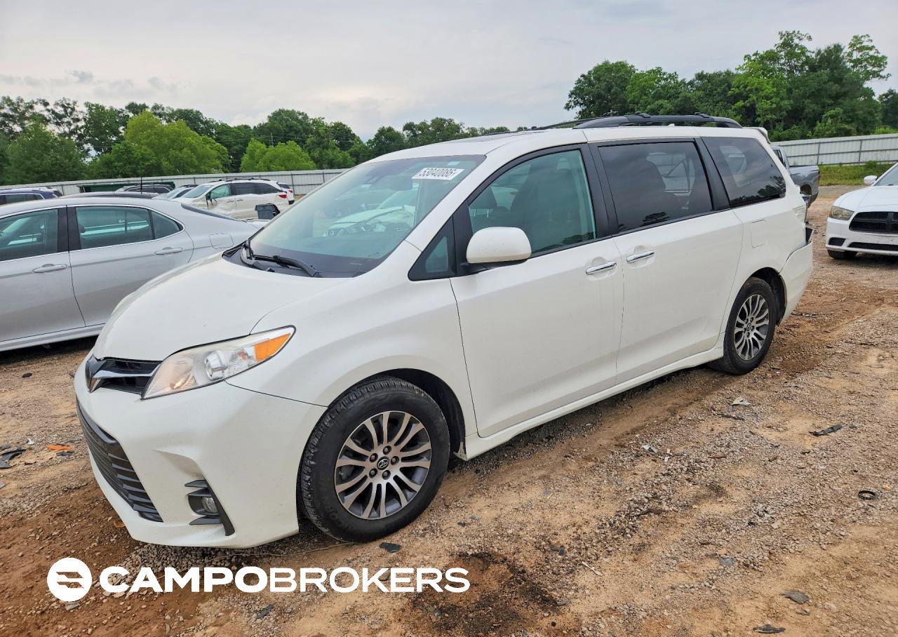 2020 Toyota Sienna Xle Premium 8-passenger, Rear End damage, Copart lot 53040086