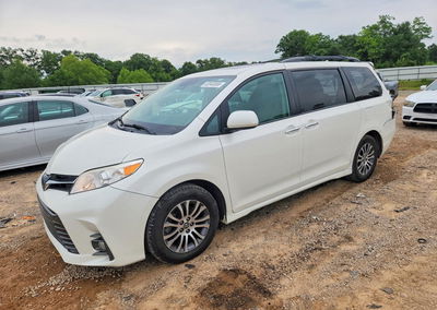 2020 Toyota Sienna Xle Premium 8-passenger, Rear End damage, Copart lot 53040086