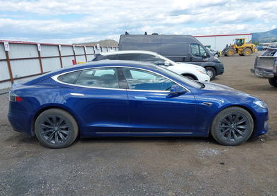 2020 Tesla Model S Long Range Dual Motor All-wheel Drive/long Range Plus Dual Motor All-wheel Drive, daño Lateral derecho,
