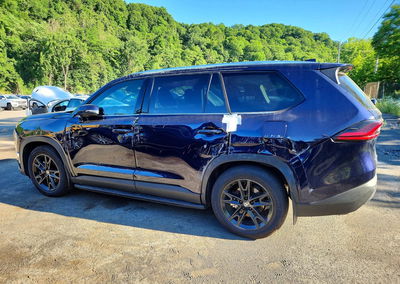 2026 Toyota Grand Highlander Hybrid Limited, daño Volcadura, Copart lote 57563146, foto 2 de 13