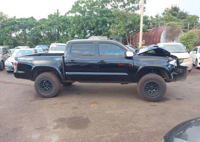 2022 Toyota Tacoma, uszkodzenie: Przód, Iaai lot 44698384, zdjęcie 13 z 16