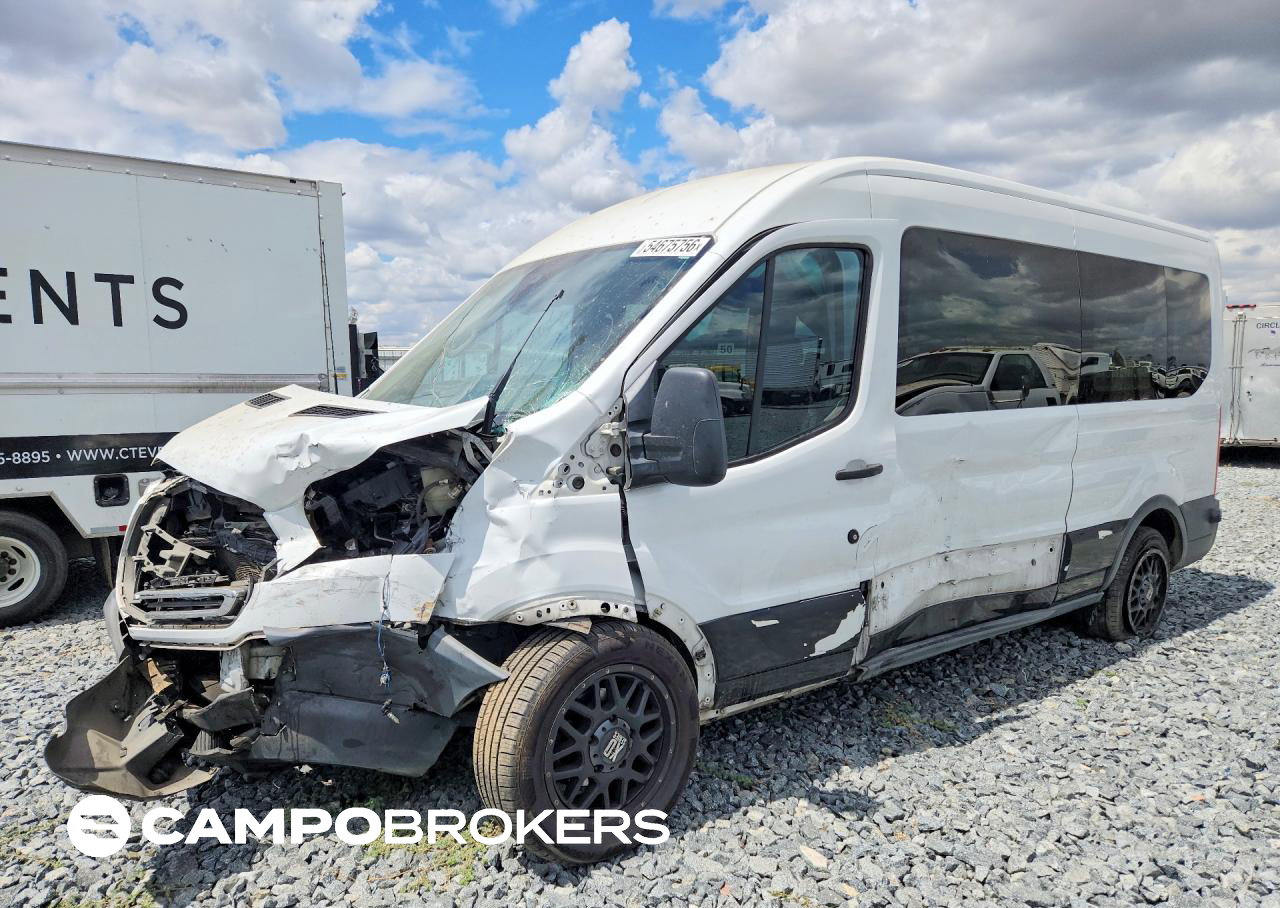 2016 Ford Transit T-350, daño Frontal, Copart lote 54675756