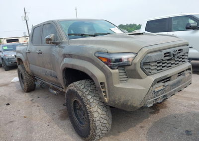 2025 Toyota Tacoma Trd Sport, daño Inundación, Iaai lote 45013349