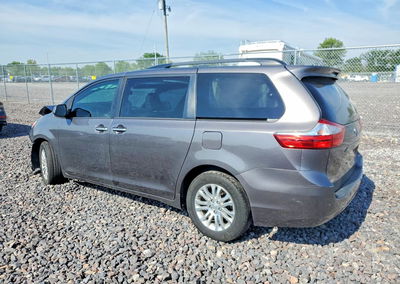2017 Toyota Sienna Xle Premium 8-passenger, Front End damage, Copart lot 55233296, photo 2 of 13