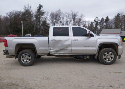 2019 Gmc Sierra 3500hd Denali, пошкодження: Правий бік, Iaai лот 44921586, фото 14 з 21