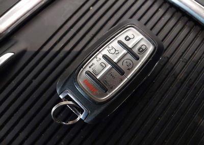 2023 Chrysler Pacifica Hybrid Touring L, пошкодження: Normal Wear & Tear, Iaai лот 45105928, фото 11 з 17