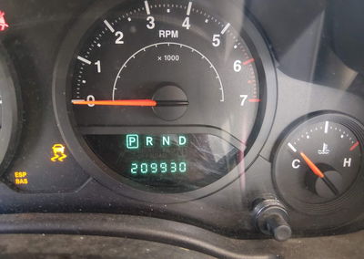 2007 Jeep Wrangler Unlimited X, Normal Wear & Tear damage, Iaai lot 45214379, photo 7 of 16