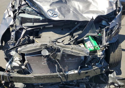 2012 Toyota All Models Sienna, uszkodzenie: Przód, Copart lot 57250316, zdjęcie 12 z 14