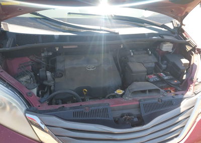 2012 Toyota Sienna Xle V6 8 Passenger, uszkodzenie: Front & Rear, Iaai lot 45315450, zdjęcie 10 z 20