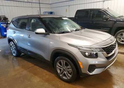 2021 Kia Seltos Lx, uszkodzenie: Tył, Copart lot 49231636, zdjęcie 4 z 15