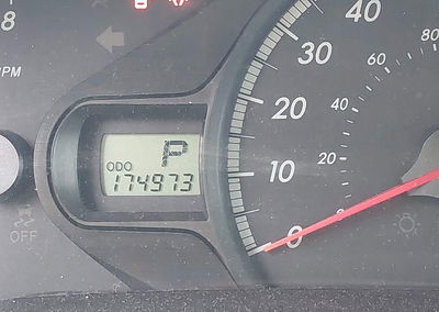 2011 Toyota Sienna Le V6, uszkodzenie: Lewy bok, Iaai lot 45219109, zdjęcie 16 z 17