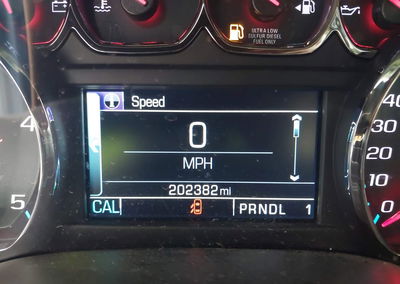 2019 Chevrolet Silverado 2500hd Lt, daño Frontal, Iaai lote 45166177, foto 15 de 21