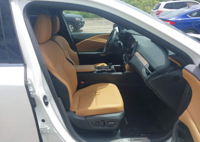 2024 Lexus Rx 350h Premium, daño Trasero, Iaai lote 45385218, foto 5 de 18