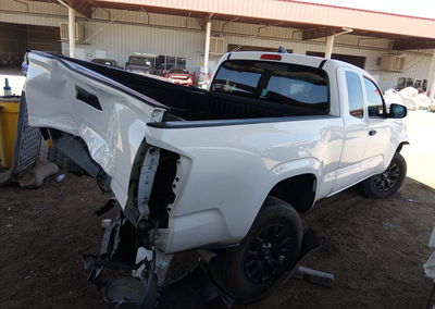 2021 Toyota Tacoma Sr, uszkodzenie: Przód, Iaai lot 45229578, zdjęcie 4 z 16