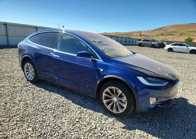 2020 Tesla Model X, daño Frontal, Copart lote 57231956, foto 4 de 14