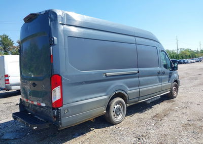 2020 Ford Transit-250 Cargo Van, daño Techo, Iaai lote 45010650, foto 4 de 15