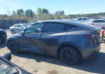 2022 Tesla Model Y Long Range Dual Motor All-wheel Drive, uszkodzenie: Lewy bok, Iaai lot 44930709, zdjęcie 14 z 18