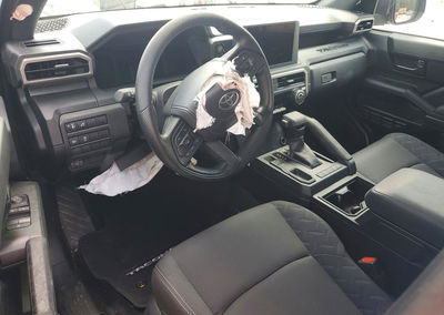 2025 Toyota Tacoma Sr, daño Frontal, Copart lote 50061736, foto 8 de 15
