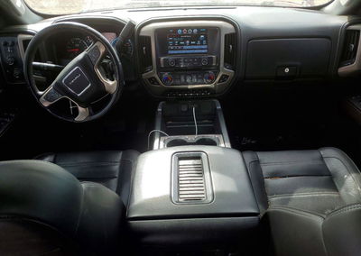 2019 Gmc Sierra K2500 Denali, daño Frontal, Copart lote 50163266, foto 8 de 14
