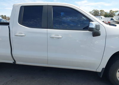 2019 Chevrolet Silverado 1500 Lt, Normal Wear & Tear damage, Iaai lot 44821244, photo 13 of 16