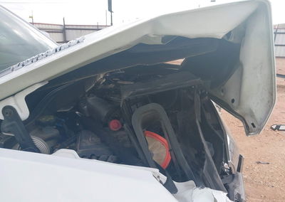 2019 Chevrolet Silverado 2500hd Lt, daño Frontal, Iaai lote 45166177, foto 17 de 21