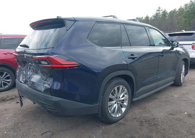 2025 Toyota Grand Highlander Platinum, пошкодження: Задня частина, Iaai лот 44860856, фото 4 з 20