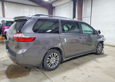 2019 Toyota Sienna Xle Premium 8-passenger, daño Frontal, Copart lote 54644956, foto 3 de 15