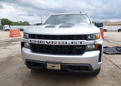 2021 Chevrolet Silverado 1500 4wd  Short Bed Custom, Rear damage, Iaai lot 45164638, photo 12 of 16