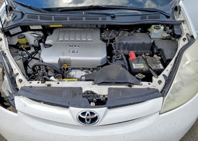2009 Toyota Sienna Le 8-passenger, daño Frontal, Copart lote 58800286, foto 12 de 13