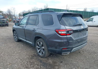 2025 Honda Pilot Touring, Front End damage, Iaai lot 44848324, photo 3 of 17