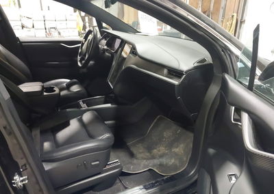 2020 Tesla Model X Performance Dual Motor All-wheel Drive, uszkodzenie: Lewy tył, Iaai lot 44919535, zdjęcie 5 z 19