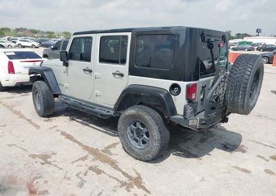 2007 Jeep Wrangler Unlimited X, Normal Wear & Tear damage, Iaai lot 44693010, photo 3 of 17