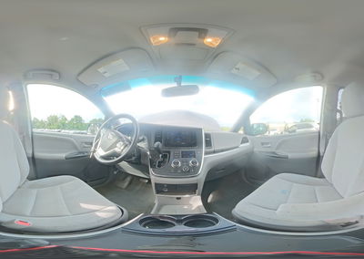 2015 Toyota All Models Sienna, Side damage, Copart lot 57293596, photo 15 of 15