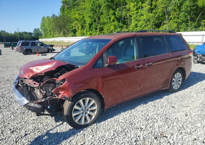 2012 Toyota Sienna Limited 7-passenger, Front End damage, Copart lot 53256216