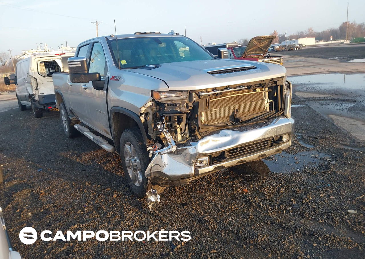 2021 Chevrolet Silverado 2500hd 4wd  Standard Bed Ltz, uszkodzenie: Przód, Iaai lot 43739391