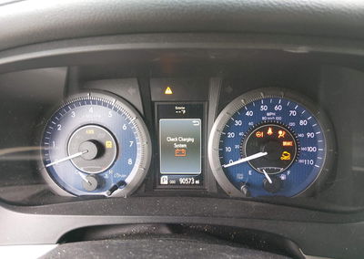 2017 Toyota Sienna Xle 8 Passenger, Front End damage, Iaai lot 45201997, photo 7 of 16
