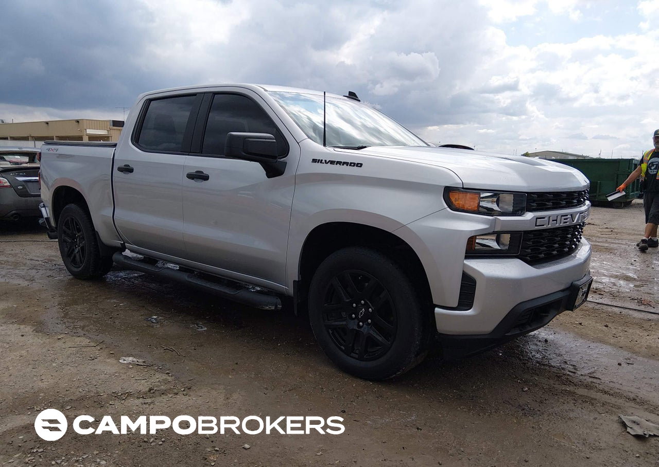 2021 Chevrolet Silverado 1500 4wd  Short Bed Custom, Rear damage, Iaai lot 45164638