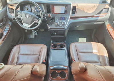2019 Toyota Sienna Limited 7-passenger, uszkodzenie: Grad, Copart lot 54904116, zdjęcie 8 z 13