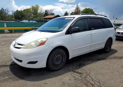 2009 Toyota Sienna Le 8-passenger, Front End damage, Copart lot 58800286