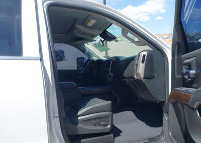 2019 Gmc Sierra 2500hd Denali, uszkodzenie: Biohazard, Iaai lot 45120924, zdjęcie 5 z 17