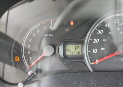 2013 Toyota Sienna Le V6 8 Passenger, daño Frontal, Iaai lote 45318184, foto 15 de 18
